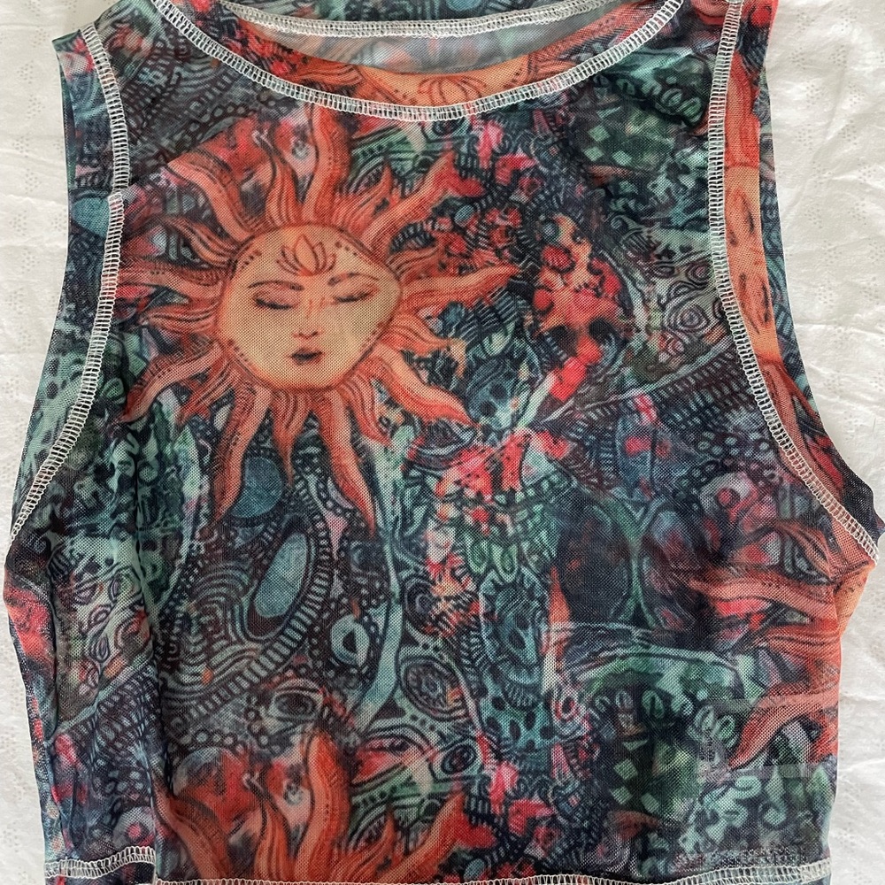 mesh graphic cropped tank